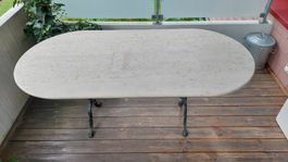 Gartentisch