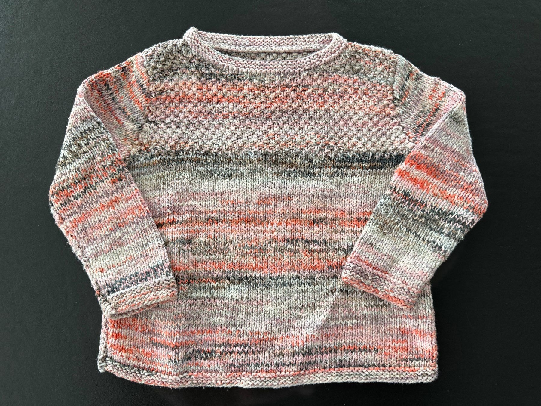 Pulls et sweat-shirts: Mädchen Strickpullover / Pullover handgestrickt Gr. 98 – D'occasion à Zollikon par Krenapf 1