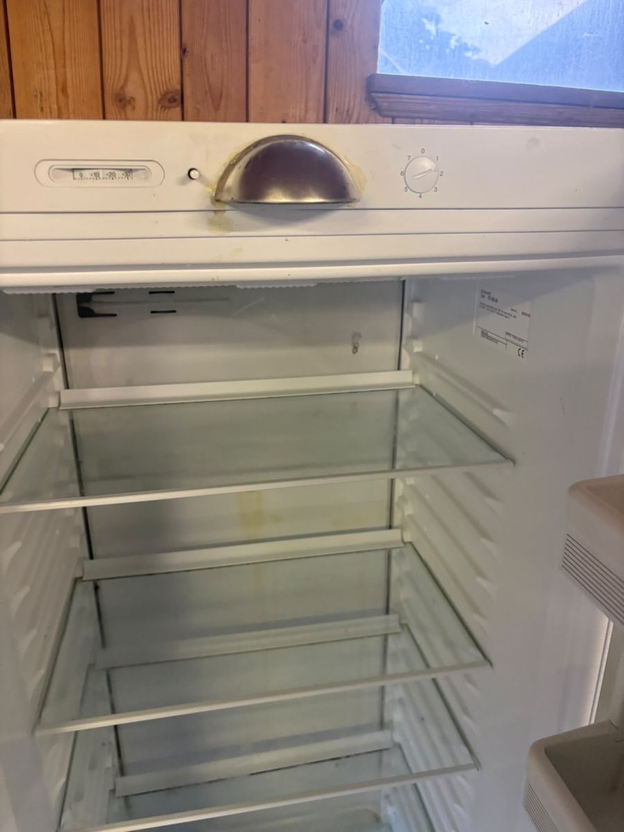Fust Frigoriferi: Kühlschrank  – Usato da Rapperswil SG venduto da kat_rw8q 2