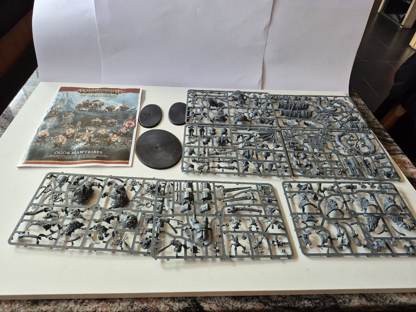 Kit di modellismo & Modellini statici: wahrammer Ogor Mawtribes – Usato da Urnäsch venduto da Ikit.claw