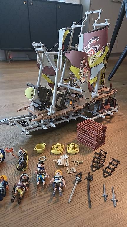 Giocattoli: playmobil novelmore – Usato da Niederwangen BE venduto da Hmela 2