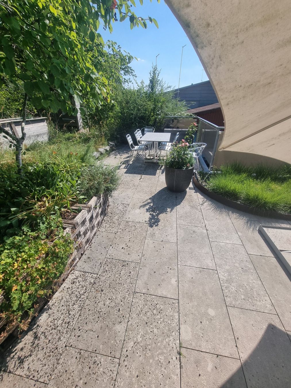 Revêtements de sol: Kalksteinplatten ab 10 CHF pro m2 – D'occasion à Sempach par Severin.Roth 5