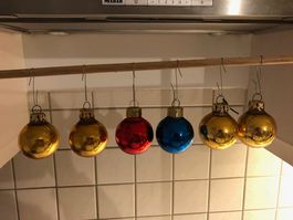6 Stück kleine Weihnachtskugeln gold/rot/blau
