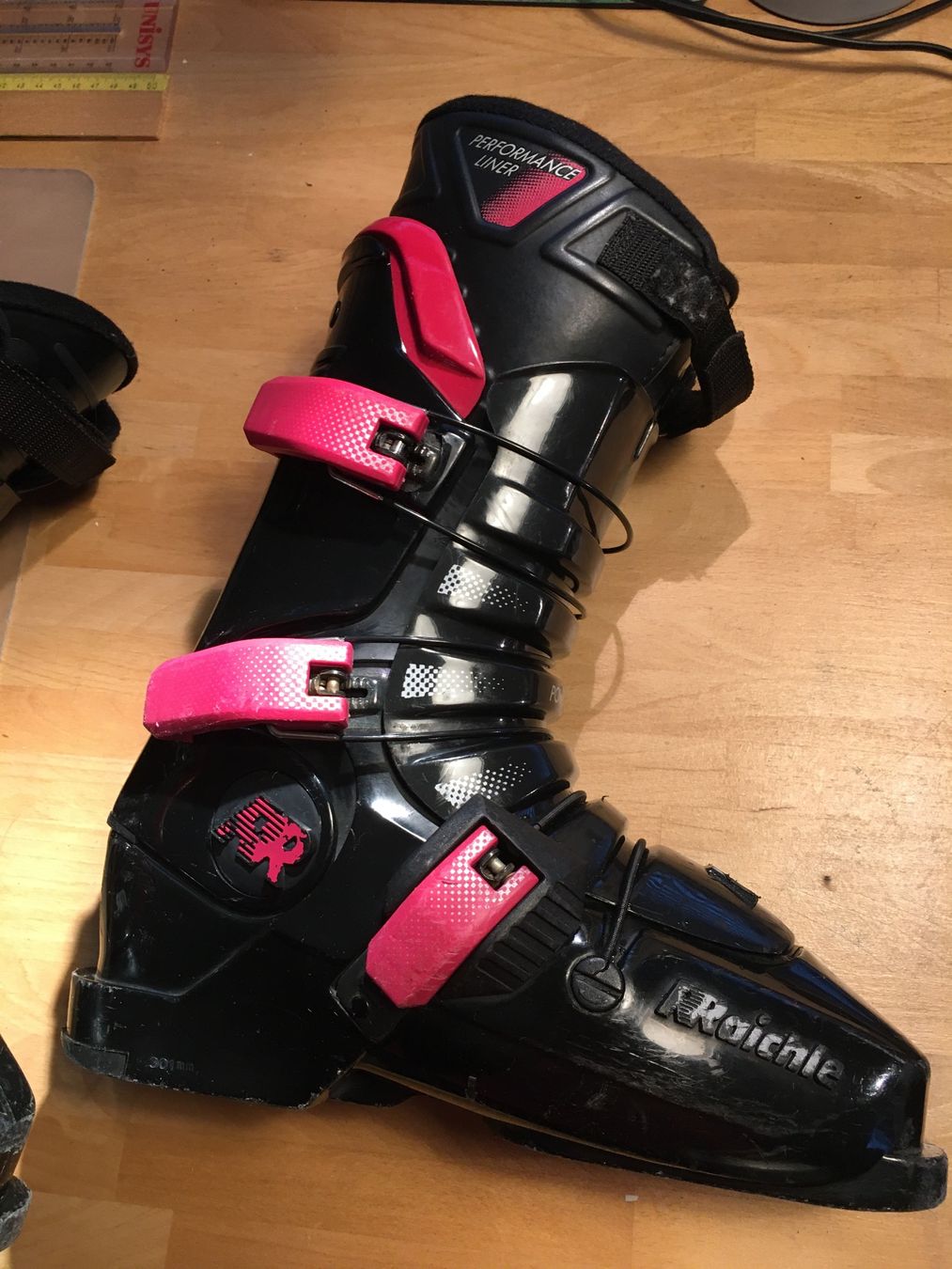 Raichle Herrenschuhe: Raichle Flexon Skischuhe – Gebraucht aus Aesch BL von Litespeed11677