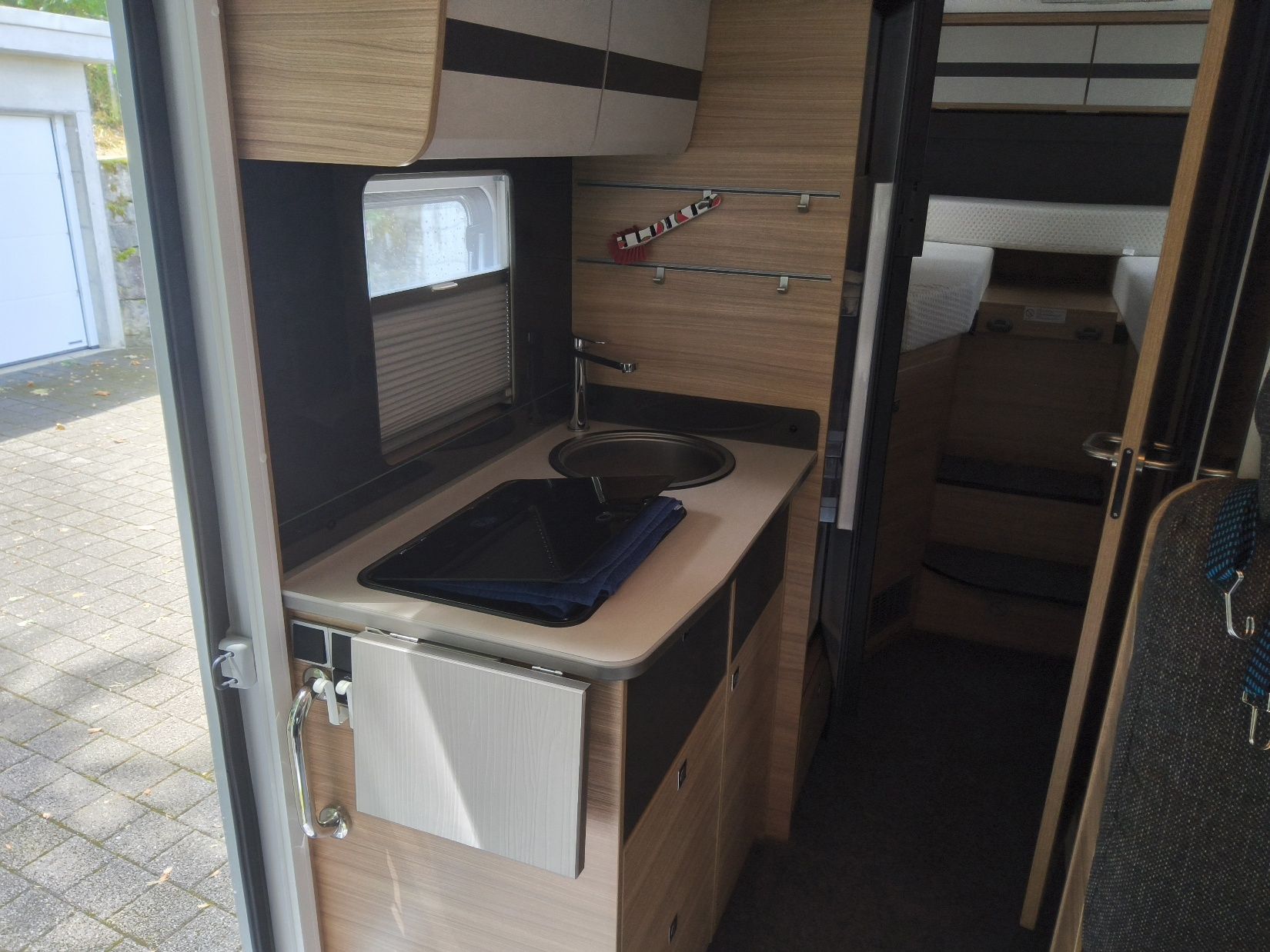 Veicoli da campeggio: Dethleffs Globebus i GT 9G Automatik  – Nuovo (secondo la descrizione) da Reinach AG venduto da son_6trr 6