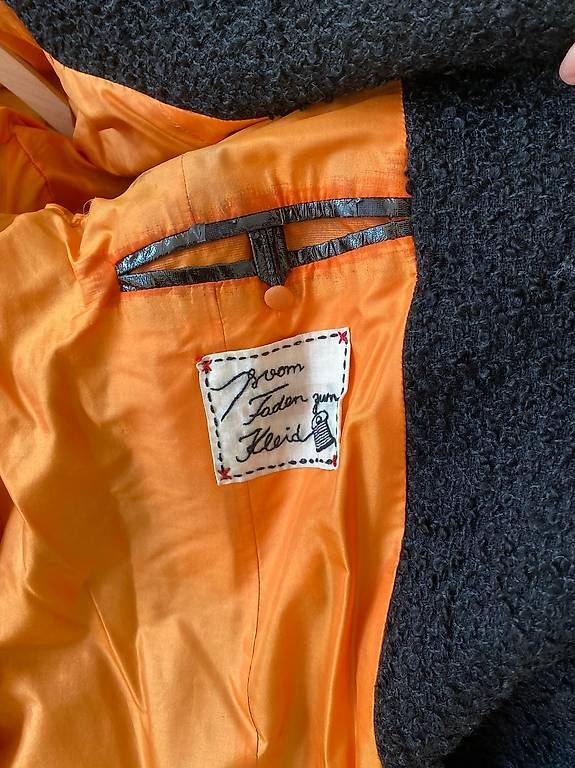 Ensoie Cappotti: Mantel enSoie Bouclé – Usato da Zürich venduto da Lauraflor 4