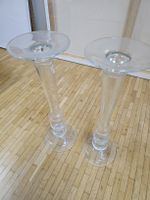 Glas -Kerzenständer