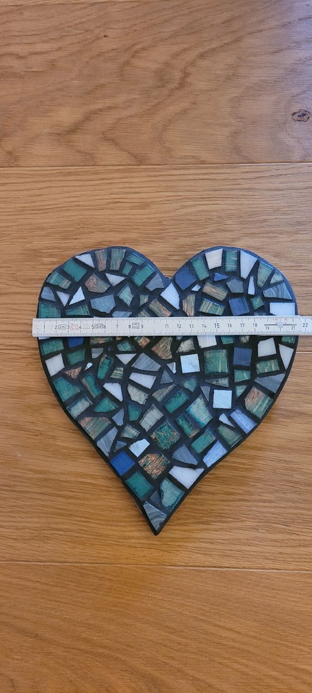 Alle Dekorationen: Mosaik Herz – Gebraucht aus St. Gallenkappel von mytimes 2