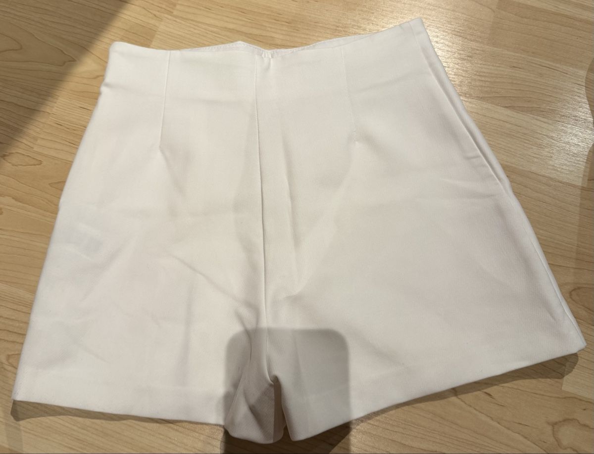 Zara Pantaloni: Zara Skort weiss, Grösse XS – Nuovo (secondo la descrizione) da Tuggen venduto da jess_gls06 2