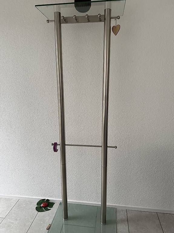 Guardaroba: Garderobe – Usato da Niederhasli venduto da TurboDriven