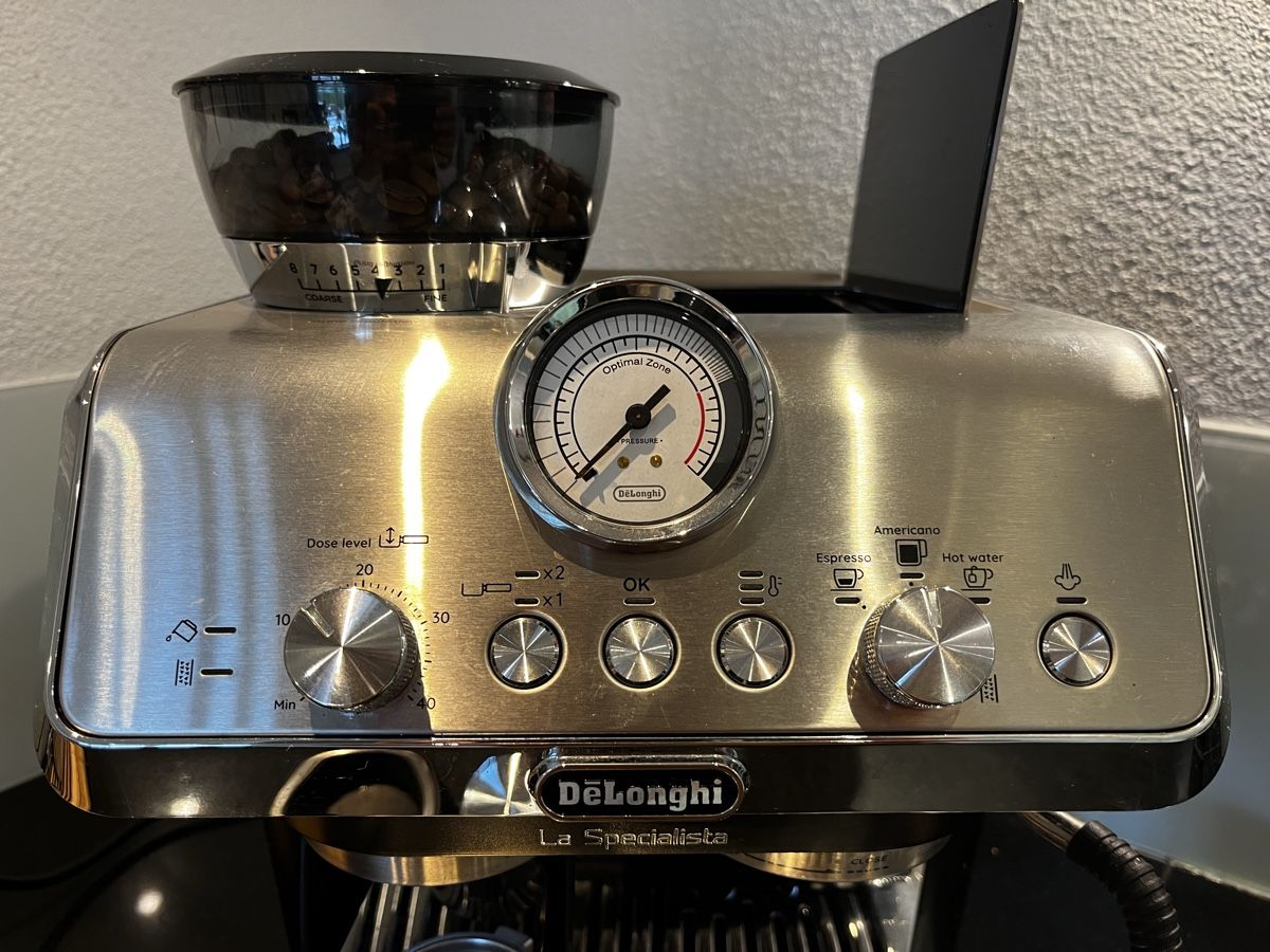 De'Longhi Macchine per caffè & Macchine per espresso: DeLonghi La Specialista Siebträger Espressomaschine Silber – Usato da Holziken venduto da SAS82 1