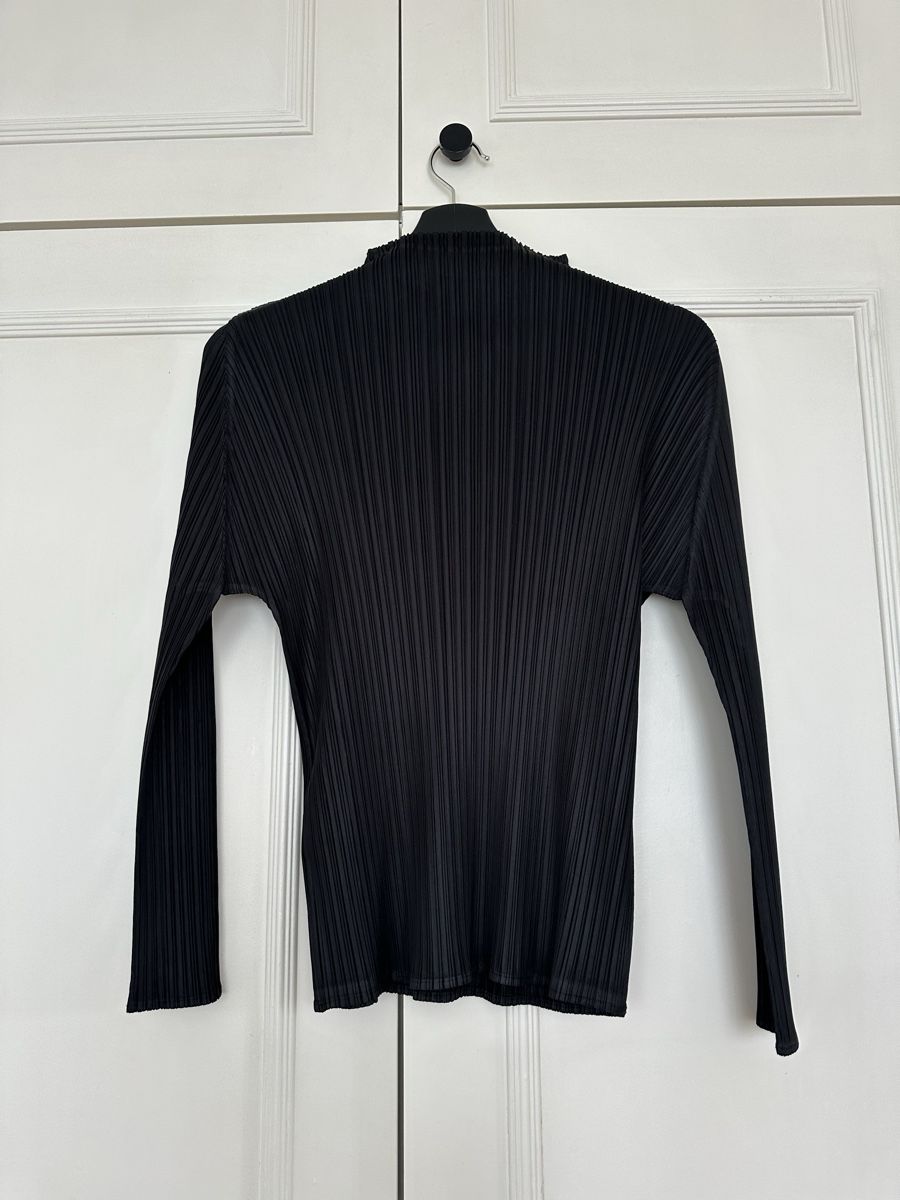 Issey Miyake Top: Pleats Please Issey Miyake – Usato da Fribourg venduto da vale.vas 5