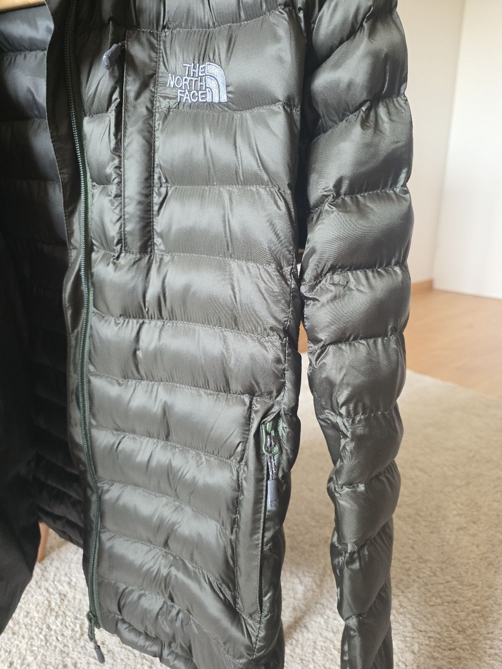 Giacche: Very warm winter Jacket Olive Green Size M – Nuovo (secondo la descrizione) da Schwerzenbach venduto da pio_qjh9 1