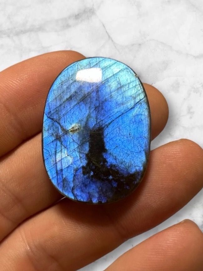 Minerali & Pietre curative: Labradorit Cabochon wunderschön blau, 50ct – Nuovo e nell'imballaggio originale da Männedorf venduto da CabochonExceptionnel