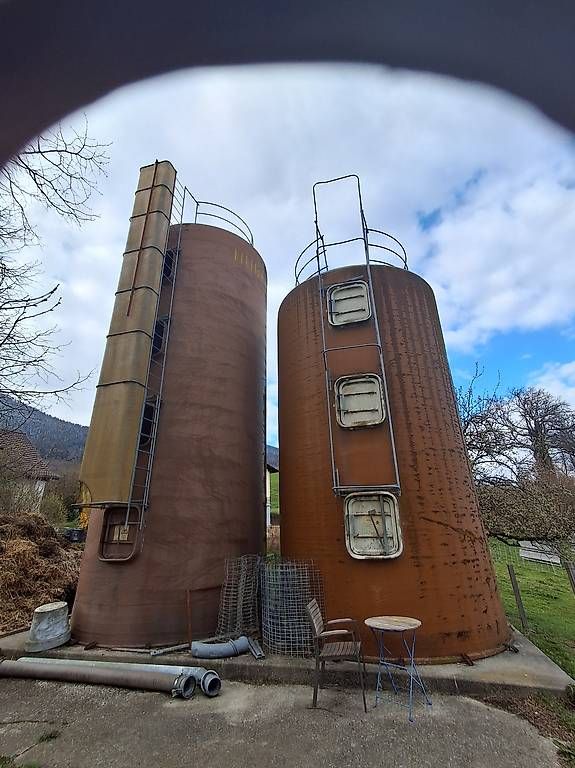 Fütterungssysteme: 2 Silos  – Gebraucht aus Gorgier von babsi2222