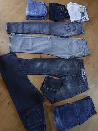Knabenkleider Grösse 164 und 172
