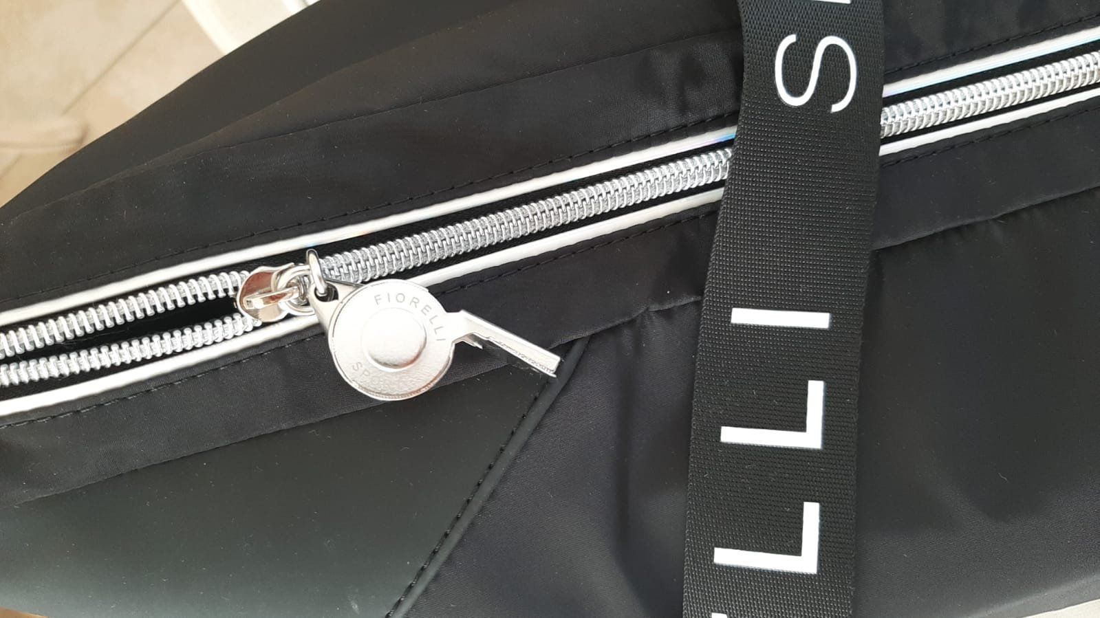 Borse: tolle Tasche von FIORELLI Sport – Nuovo e nell'imballaggio originale da Neuhausen am Rheinfall venduto da mariess 3