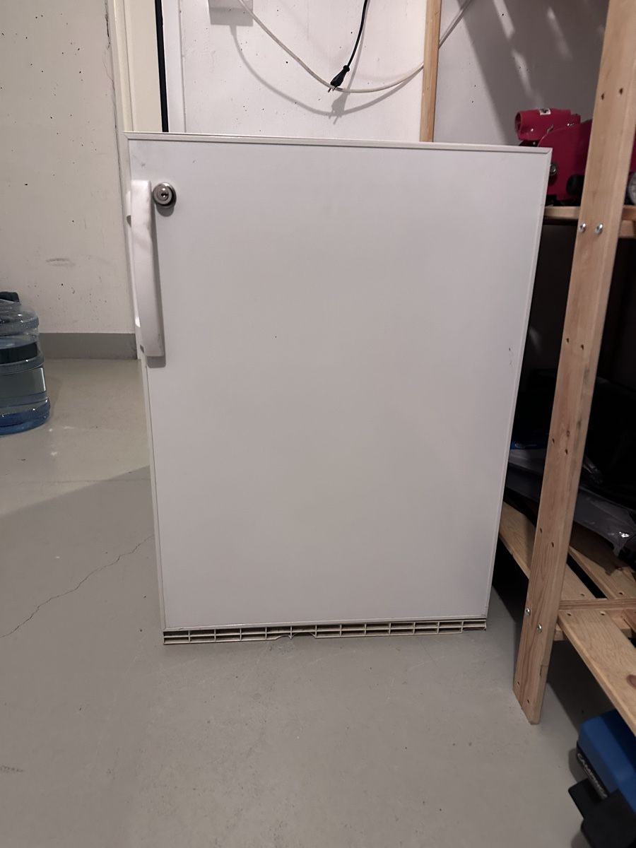 Frigoriferi: Electrolux EK 134.3 Kühlschrank – Usato da Aarau venduto da bikestones