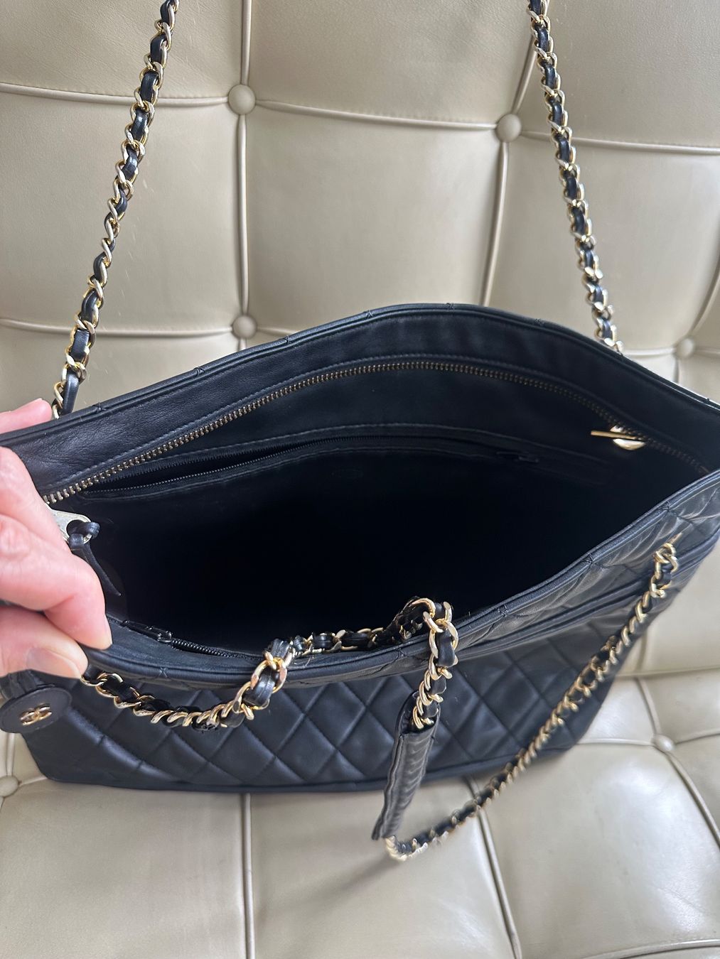 Chanel Borse: Chanel Vintage Shopper – Usato da Zürich venduto da bitox 2