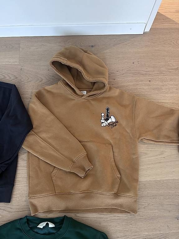 Pullover & Sweatshirts: 3x Pullover Zara & H&M – Gebraucht aus Männedorf von Brunei03 2