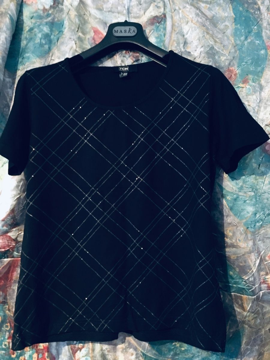 Blusen: Shirt Gr. 40 - 42 NEU WUNDERSCHÖN mit Glitzer!!! – Gebraucht aus Bellinzona von LuganoBoutique