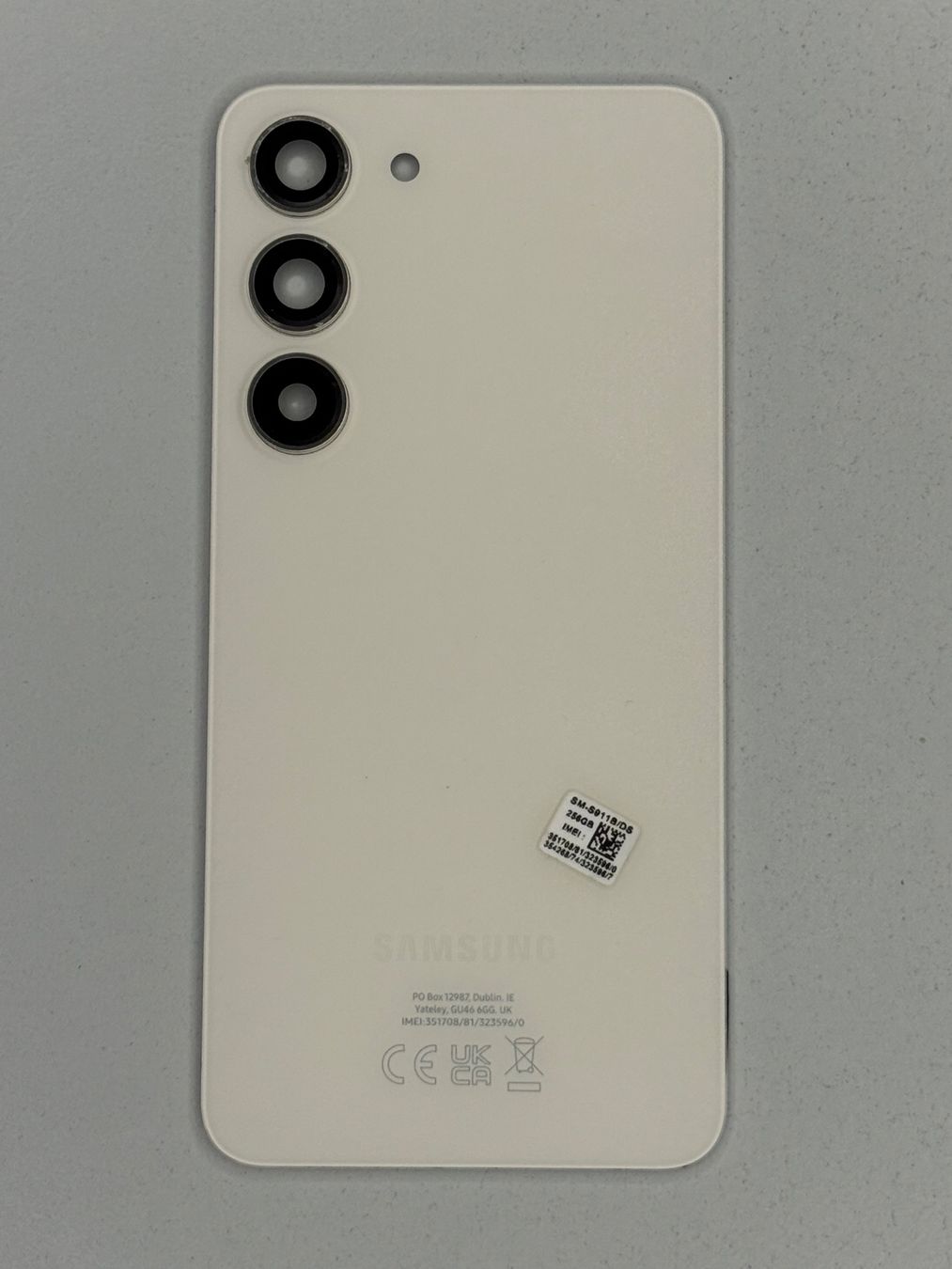 Samsung Handys / Smartphones: Vitre arrière Originale Samsung S23 Crème  Galaxy – Gebraucht aus Zug von ElPhone