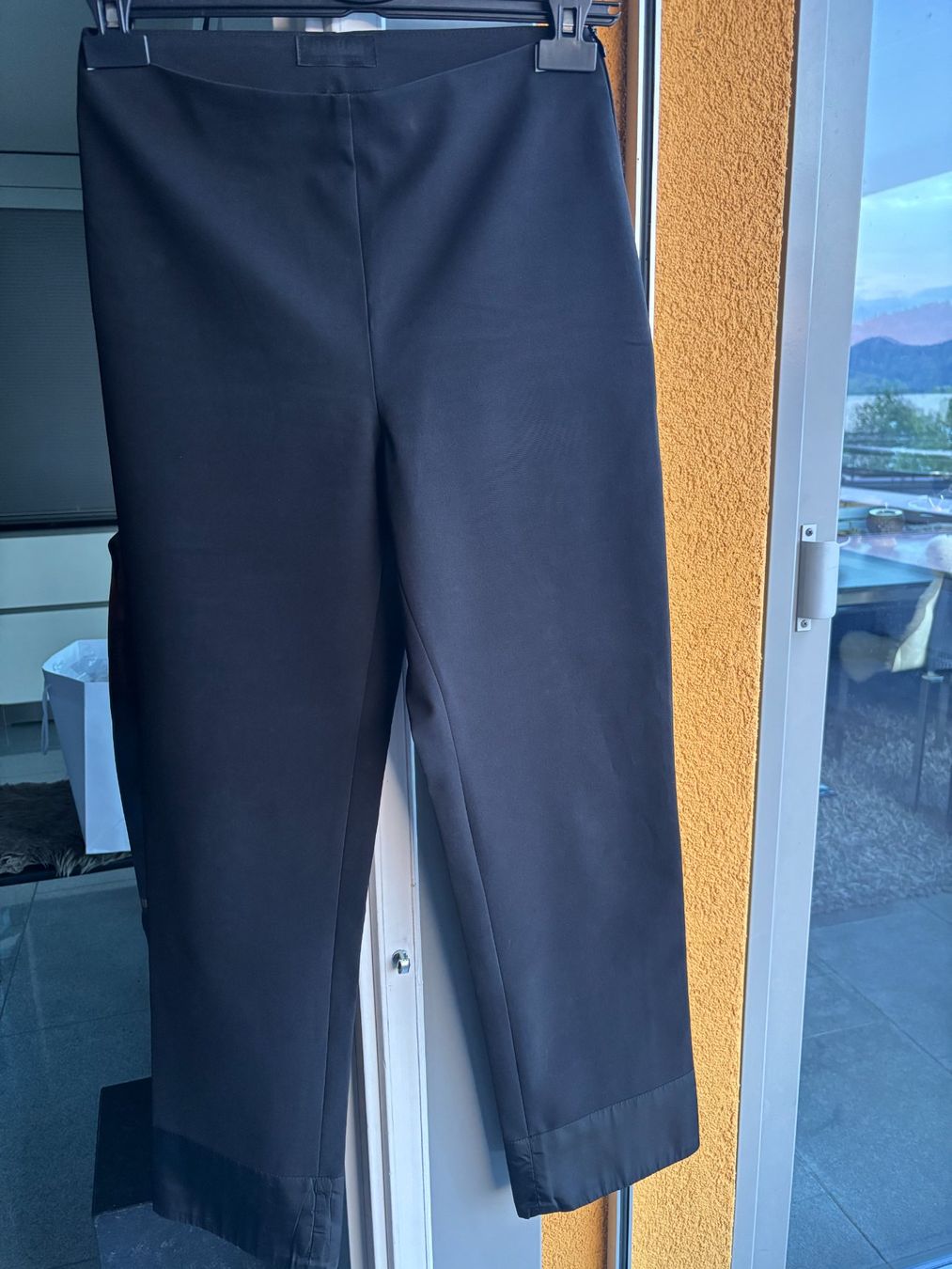 Hosen: Hose Grösse 34, top Zustand – Gebraucht aus Laax GR von wil_66wq