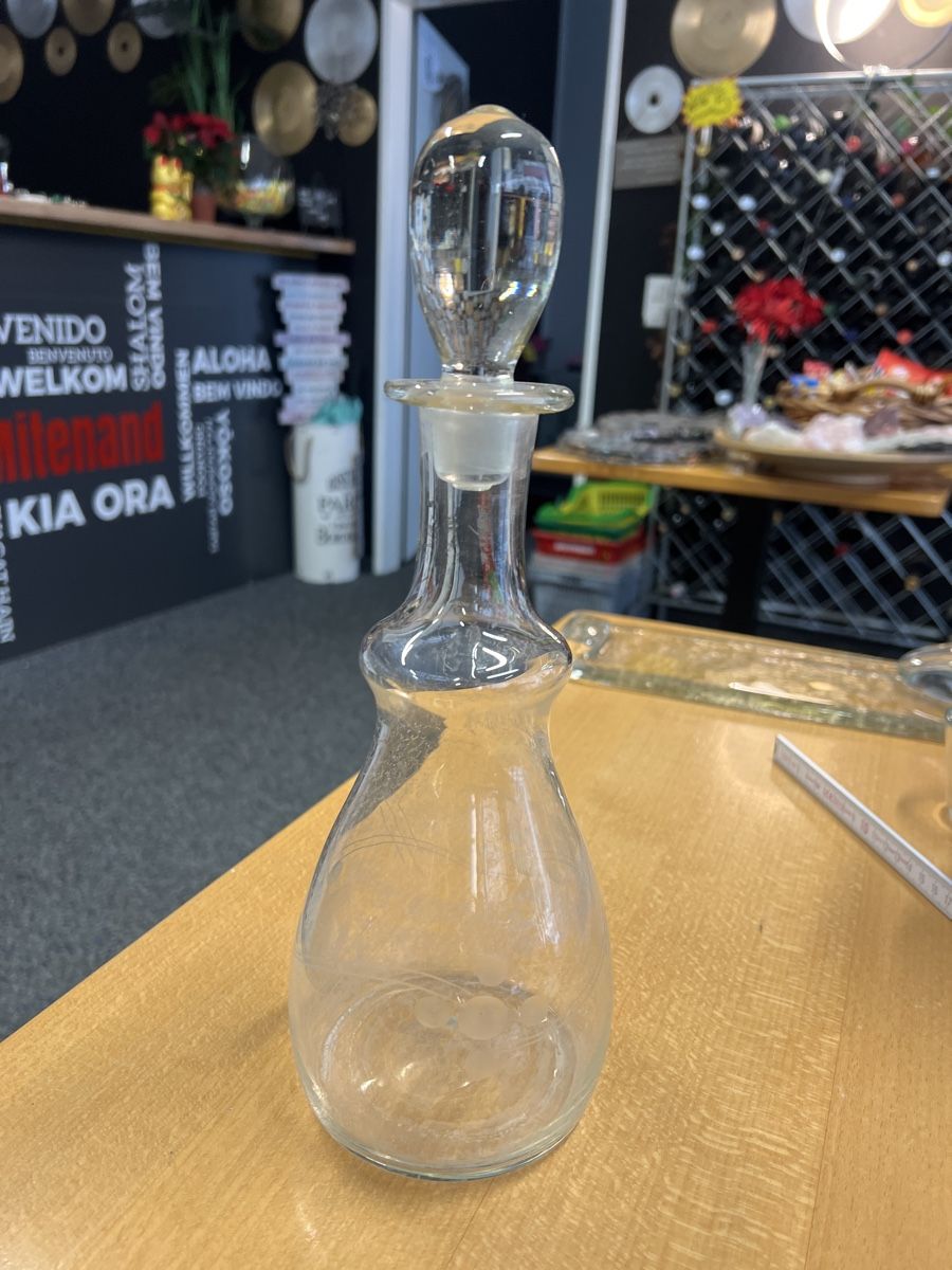 Caraffe: Glaskaraffe mit Glasstopfen, Vintage – Usato da Rorschach venduto da TrendyDeals