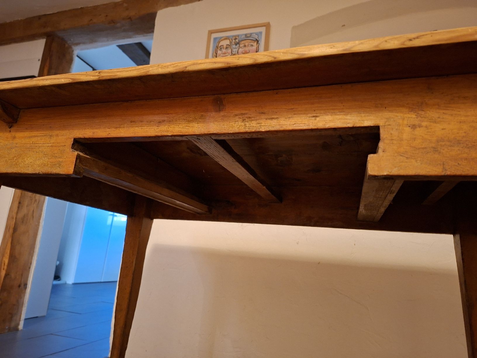 Tavoli: Alter Holztisch mit Schublade  – Usato da Aadorf venduto da Hupfgump 6