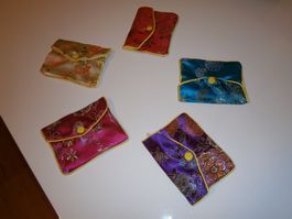 5 er-Set / Schmuck-Geschenktasche / Chinesische Seiden-Kunst