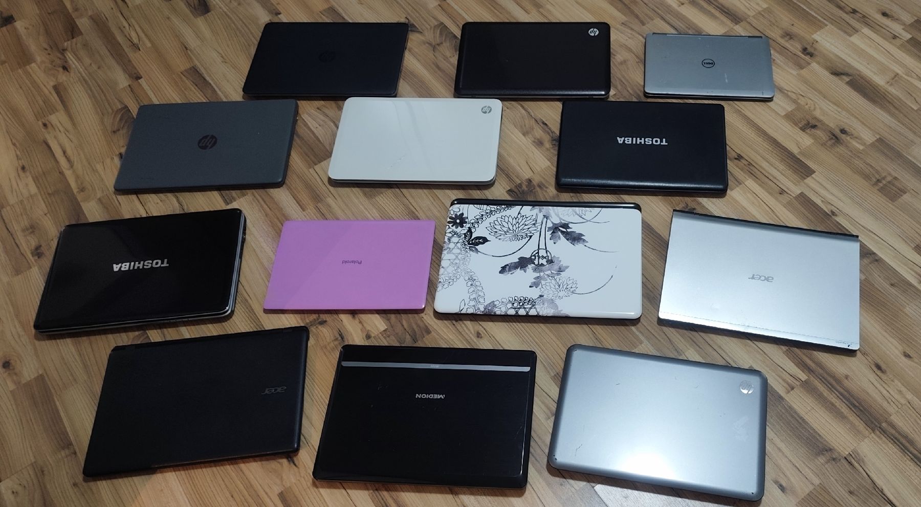 Portables: 13 laptops all - Defective  – Défectueux à Pedrinate par ipe_bgt7
