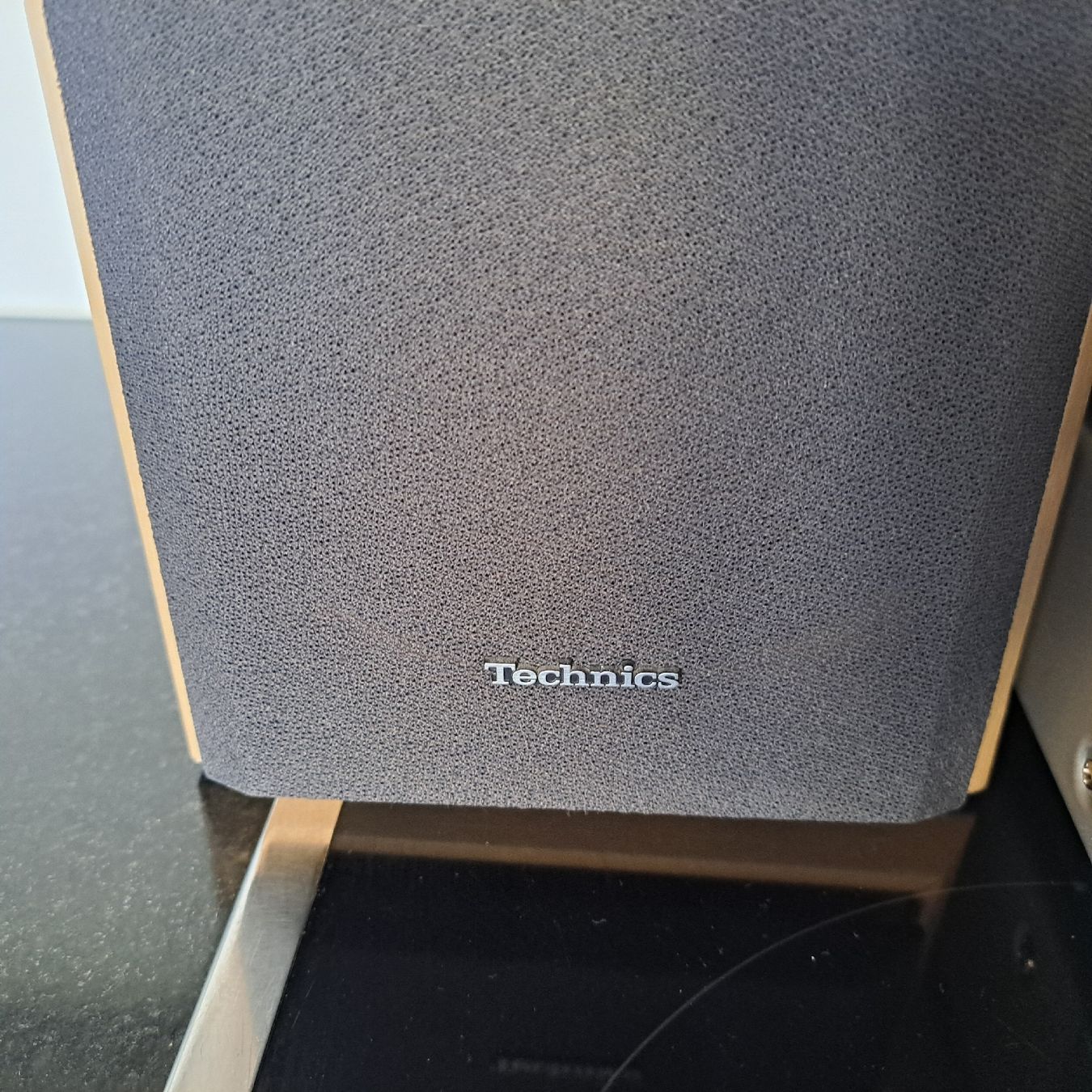 LG Lettore multimediale & Streamer: LG Micro Hi-Fi System  TA106 mit Lautsprecher – Usato da Riehen venduto da Appia48 2