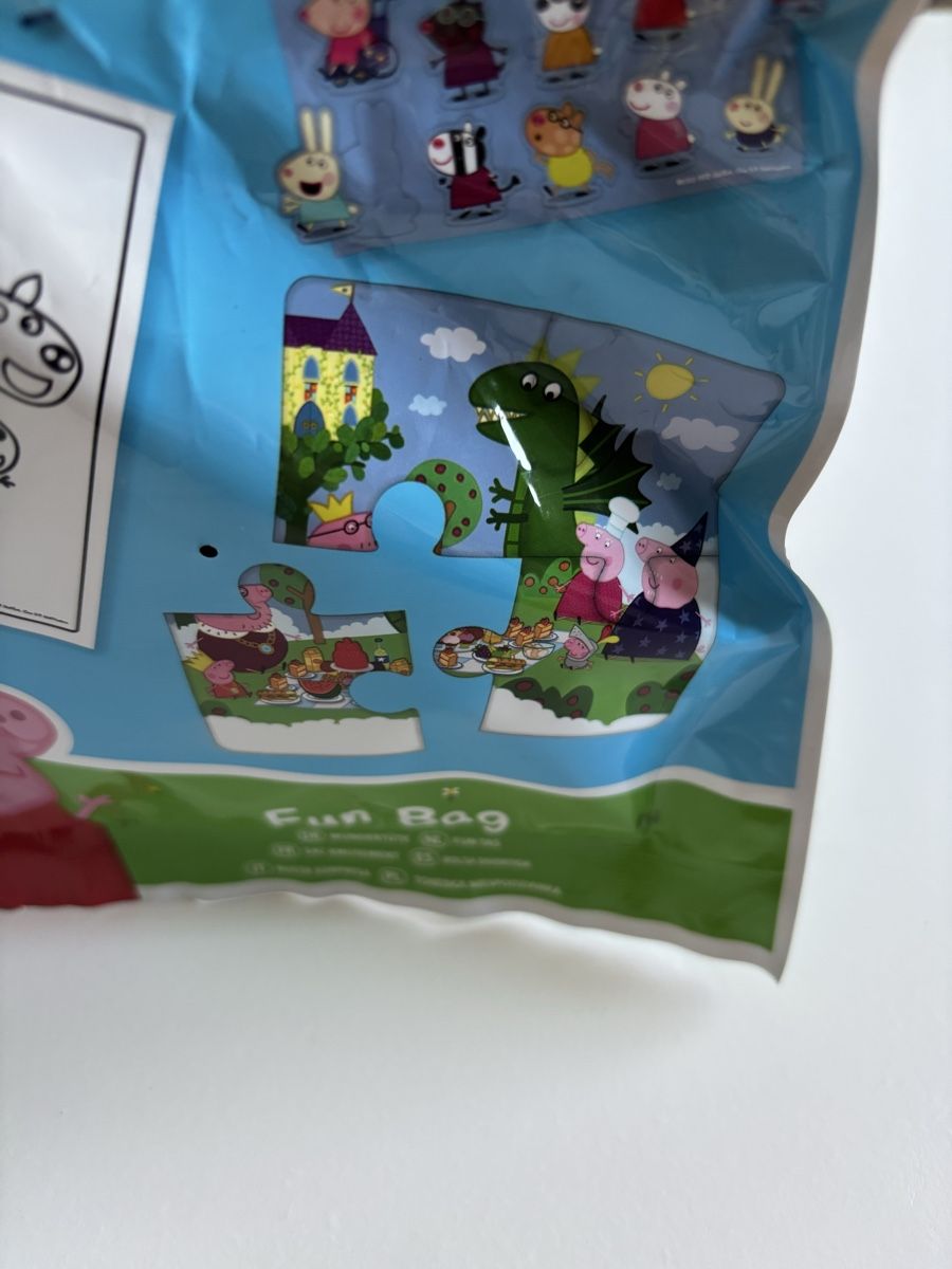 Spielzeuge: Peppa Pig Fun Bag mit Stickern und Puzzle – Neu und originalverpackt aus Rüti ZH von lau_5yjf 3