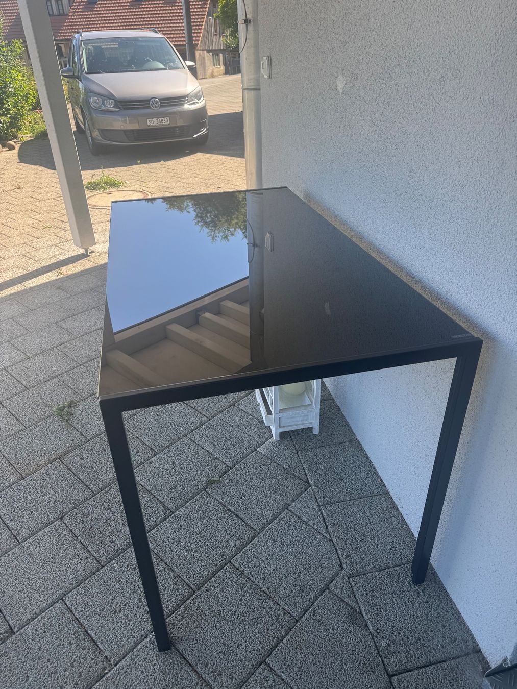 Set de table et chaises: Glastisch mit 6 Stühlen – D'occasion à Leuzigen par oli_ll8b