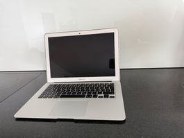 Macbook Air 13" (2017)