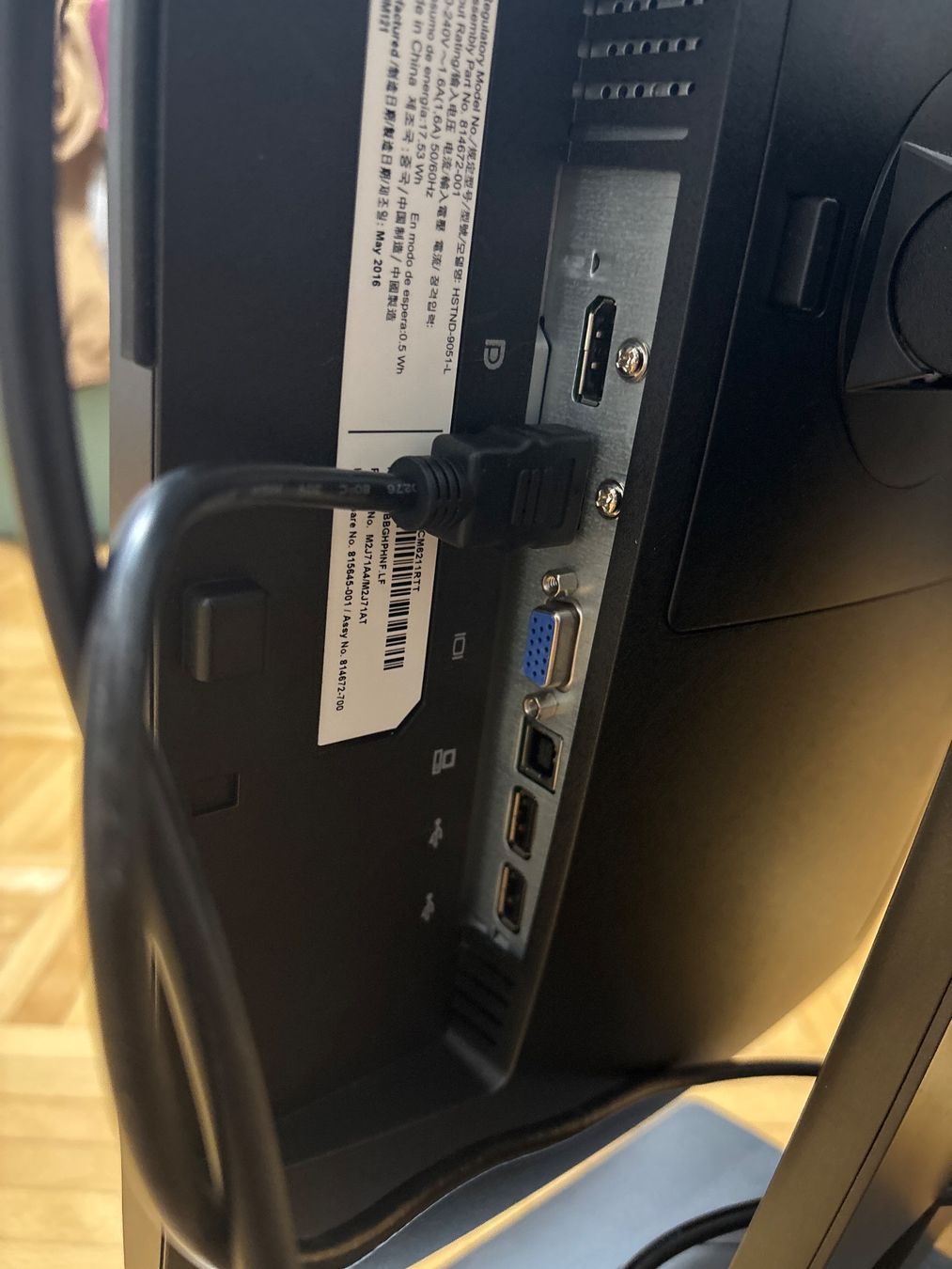 Hewlett Packard Monitor: HP Bildschirm HSTND-9051-L – Usato da Aarau venduto da aargauer88 4