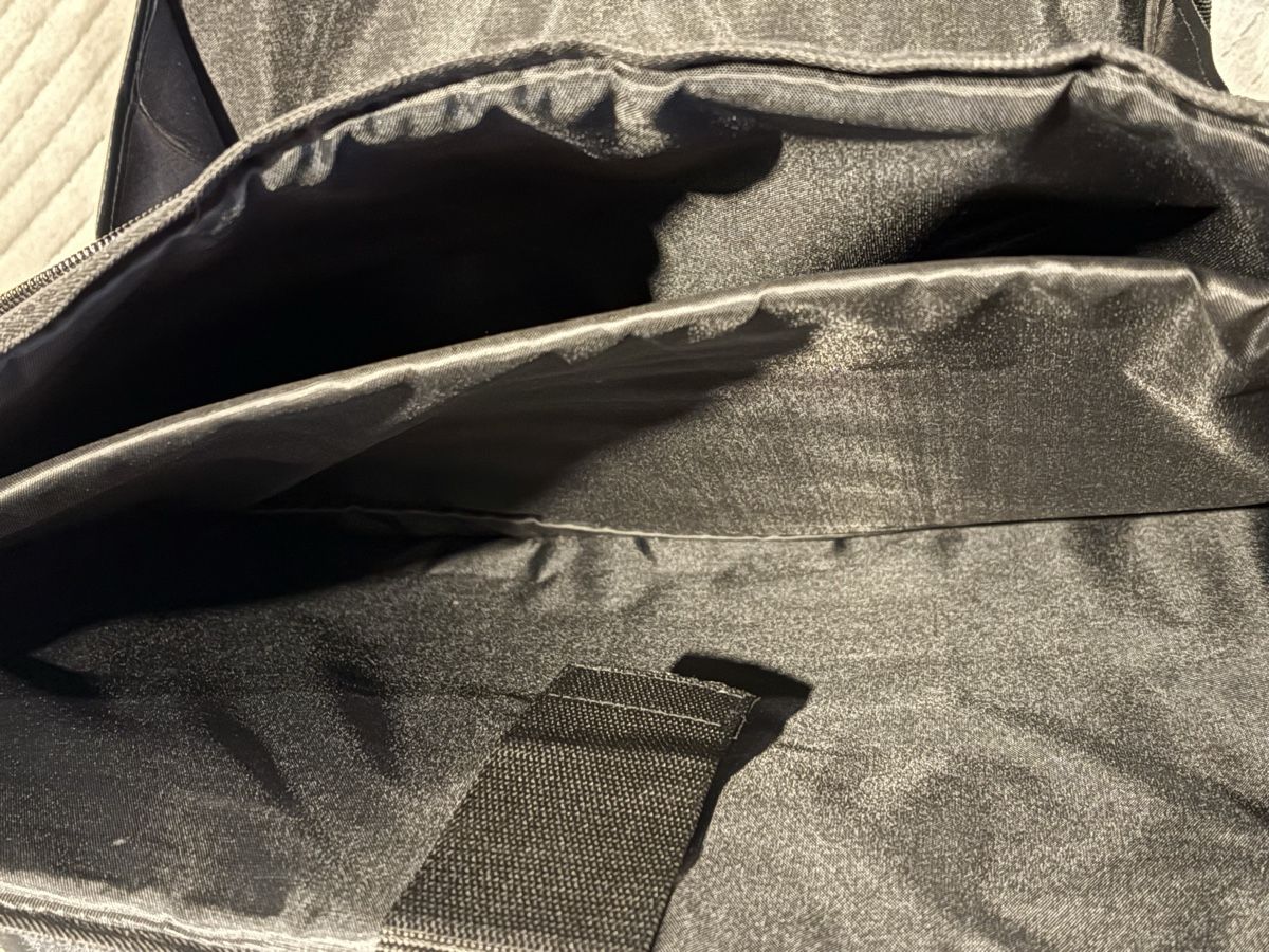 Borse da donna: riesen Laptop Tasche / Umhängetasche – Nuovo (secondo la descrizione) da Rümlang venduto da resale35 4