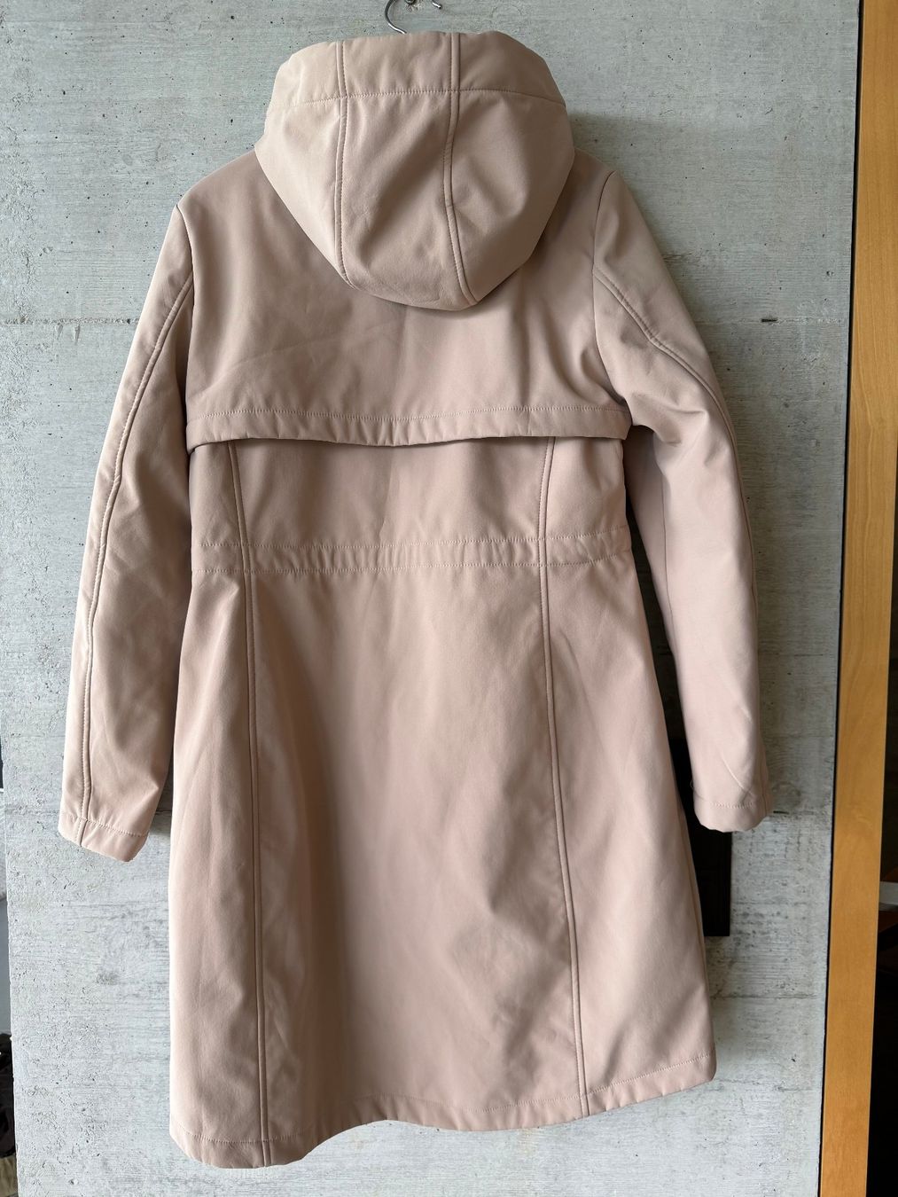Karl Lagerfeld Cappotti: Karl Lagerfeld Paris - Softshell-Parka mit Kapuze – Usato da St-George venduto da alaixee 1