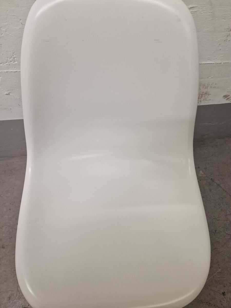 Stühle: Vintage Stuhl Weiss – Gebraucht aus Zürich von Vintage-1993 4