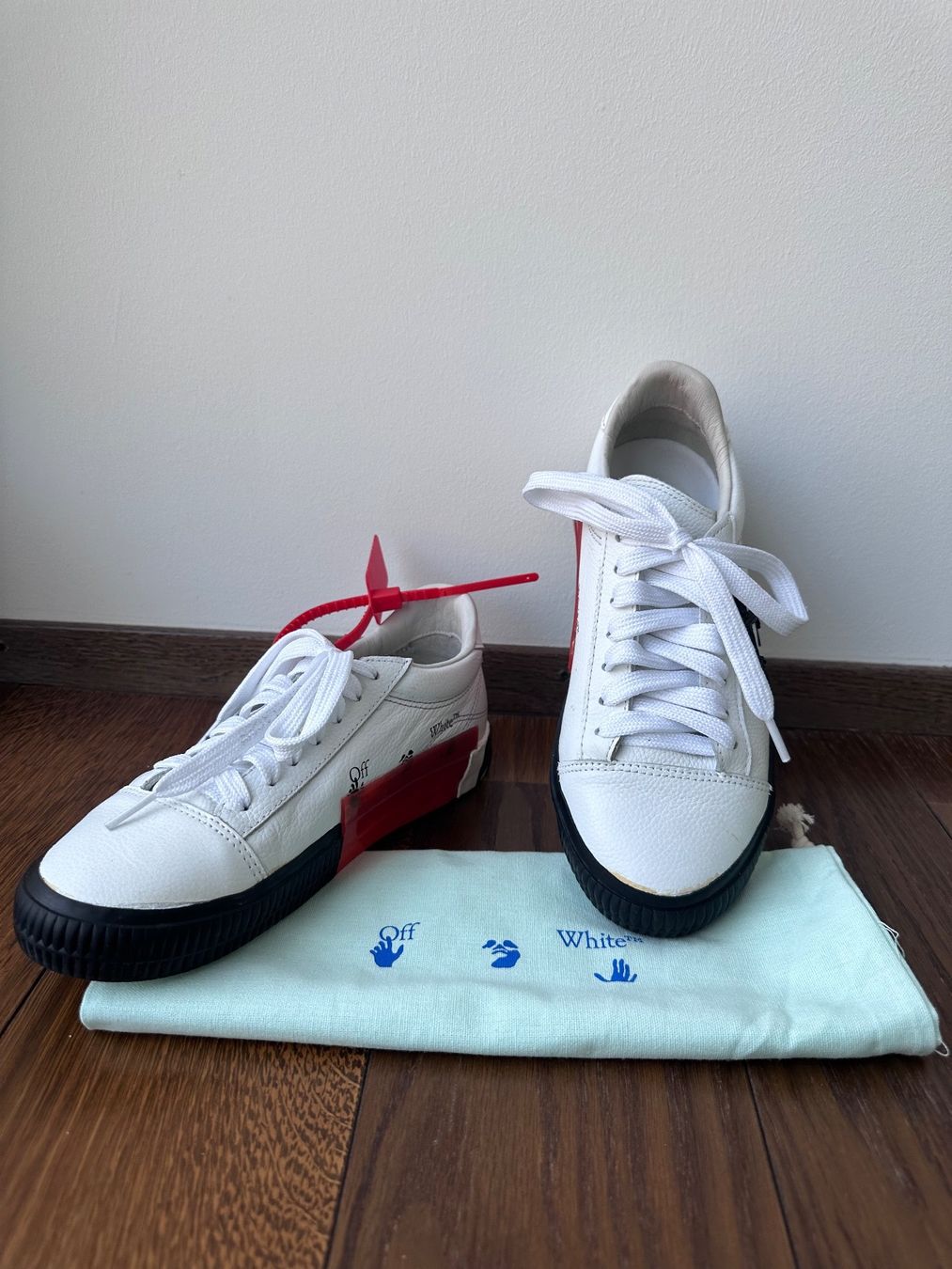 Off-White Scarpe da donna: Off White Sneakers (37) – Usato da Niederuzwil venduto da lara_123 5