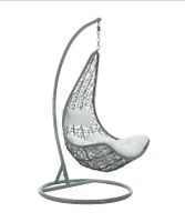 Hängesessel - Polyrattan - Hellgrau mit weißen Kissen 