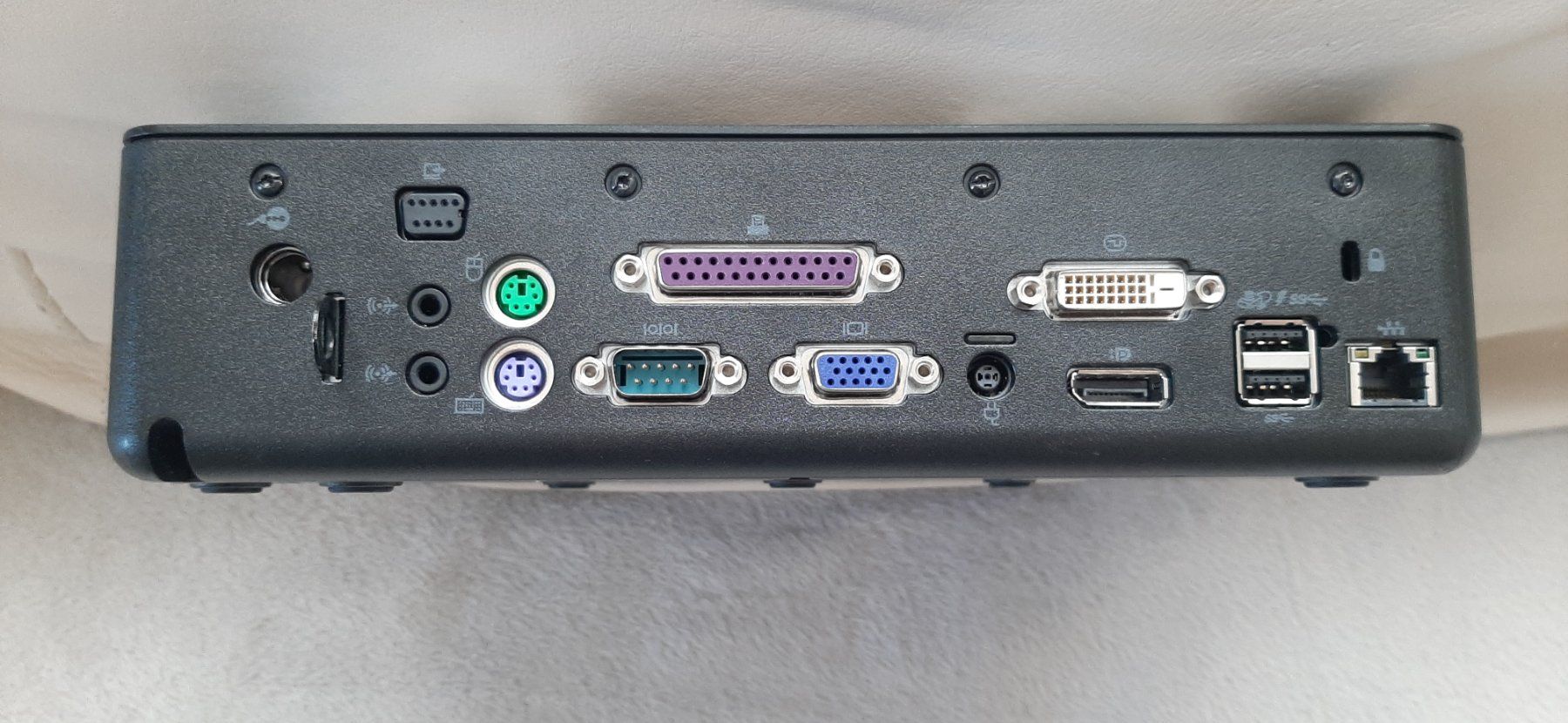 Hewlett Packard Docking station: HP HSTNN-i11X Dockingstation – Usato da Magden venduto da Gold-Adler 1