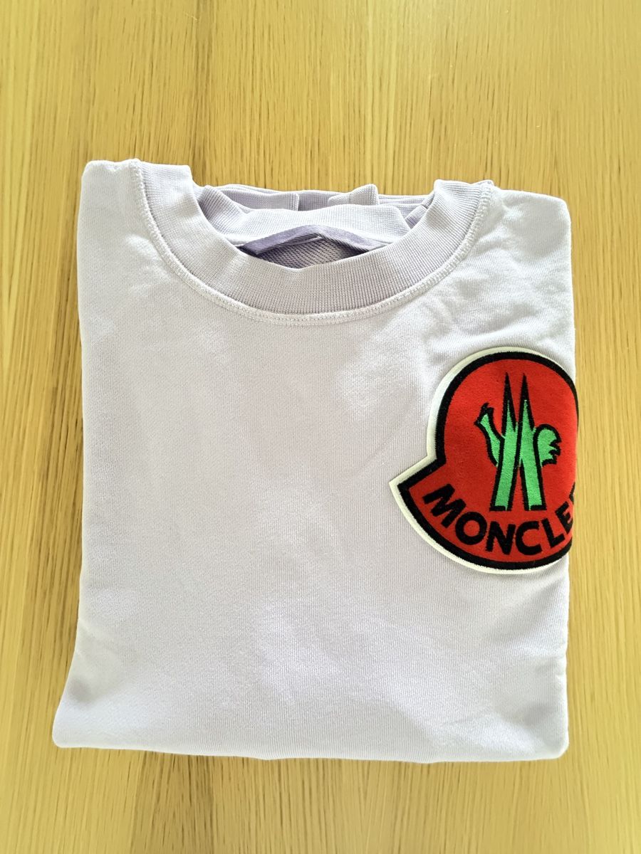 Moncler Pullover & Sweatshirts: Moncler 1952 sweatshirt lilac size 2 good condition – Gebraucht aus Wauwil von pflaumenB 1