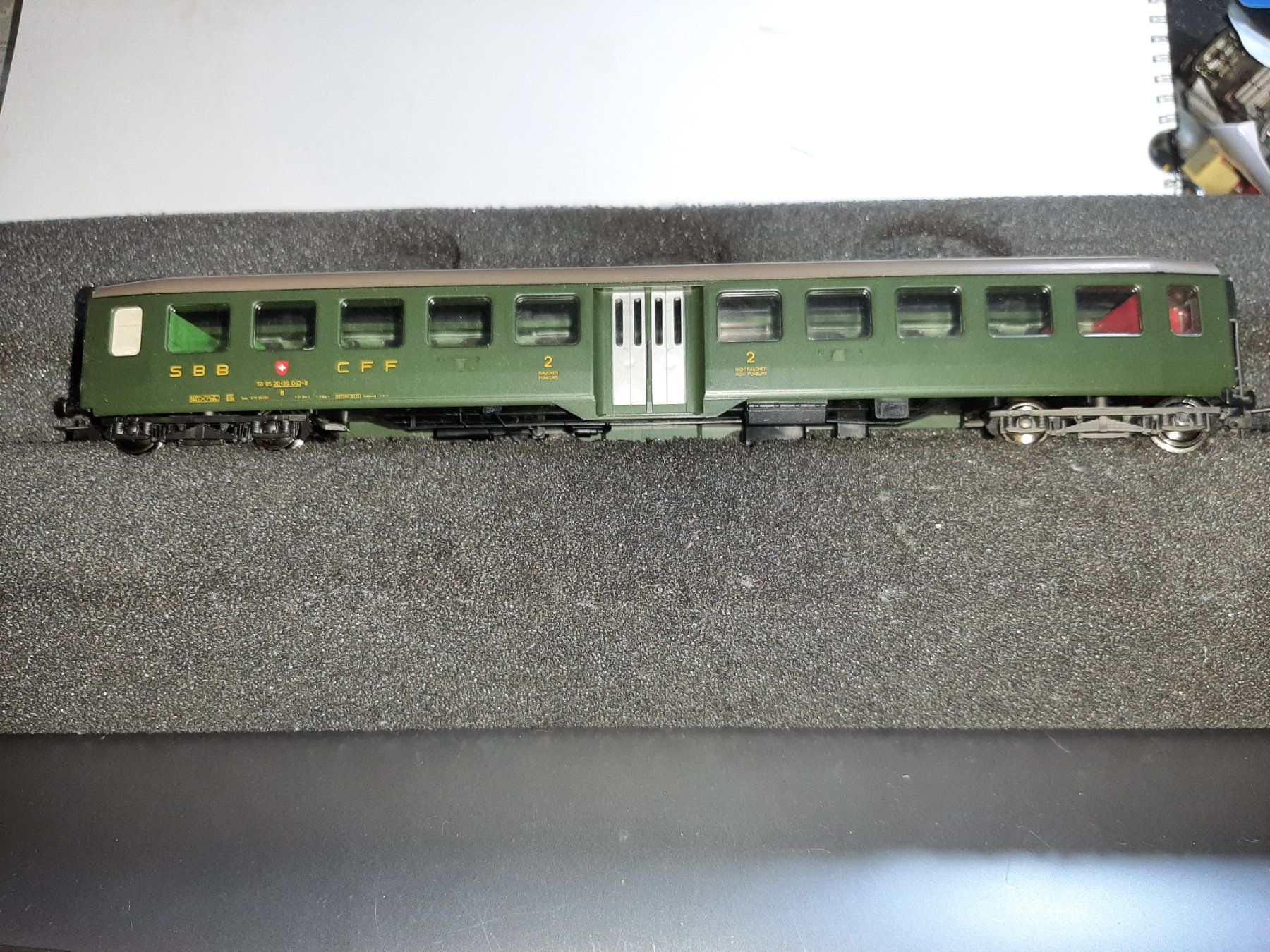 Liliput Modellini di ferrovie: LILIPUT 50 85 20-39 062-8 2CL – Usato da Avully venduto da RIVALIS
