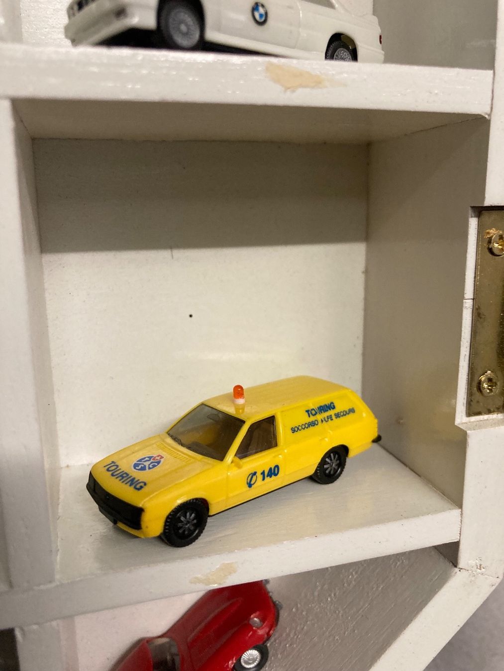 Herpa Modellini d'auto: Vitrine mit Modellen in 1:87 / Herpa und Diverse – Usato da Bern venduto da Spomme 2