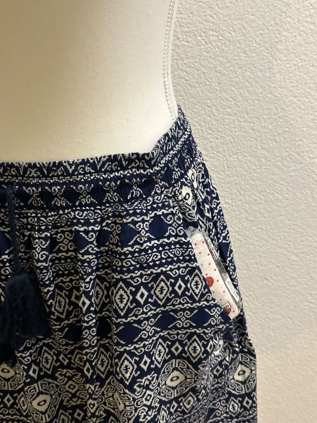 Gonne: Jupe dunkelblau mit Muster – Usato da Brunnen venduto da Nala2929 3