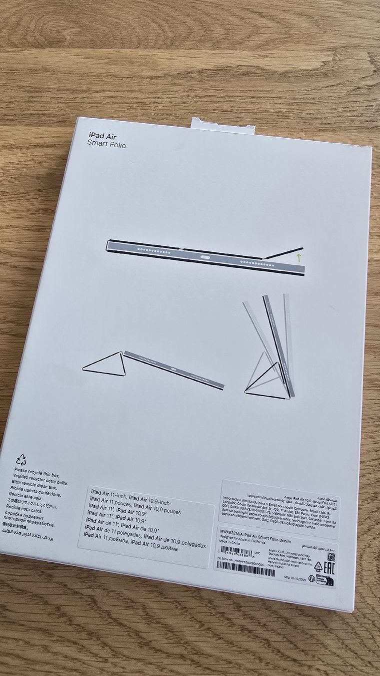 Apple Covers & Borse: Unbenutze Tablet-Hülle / iPad Air – Nuovo e nell'imballaggio originale da Schlieren venduto da YFG_ZH 1