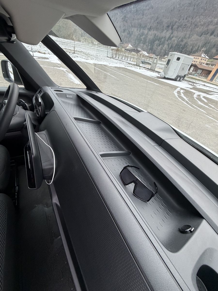 VW Nutzfahrzeuge: VW id Buzz Cargo Pro – Gebraucht aus Orges von lat_l28l 7