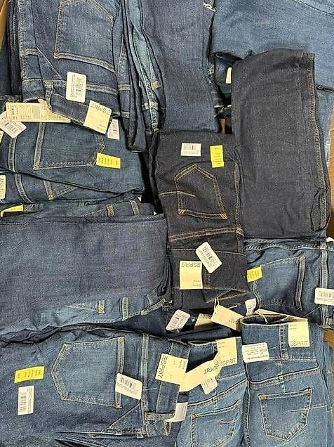 Pantaloni: 1950x Esprit / EDC by Esprit Jeans & Chinohosen - A-Ware – Nuovo (secondo la descrizione) da Ried (Muotathal) venduto da tz2_zfk6