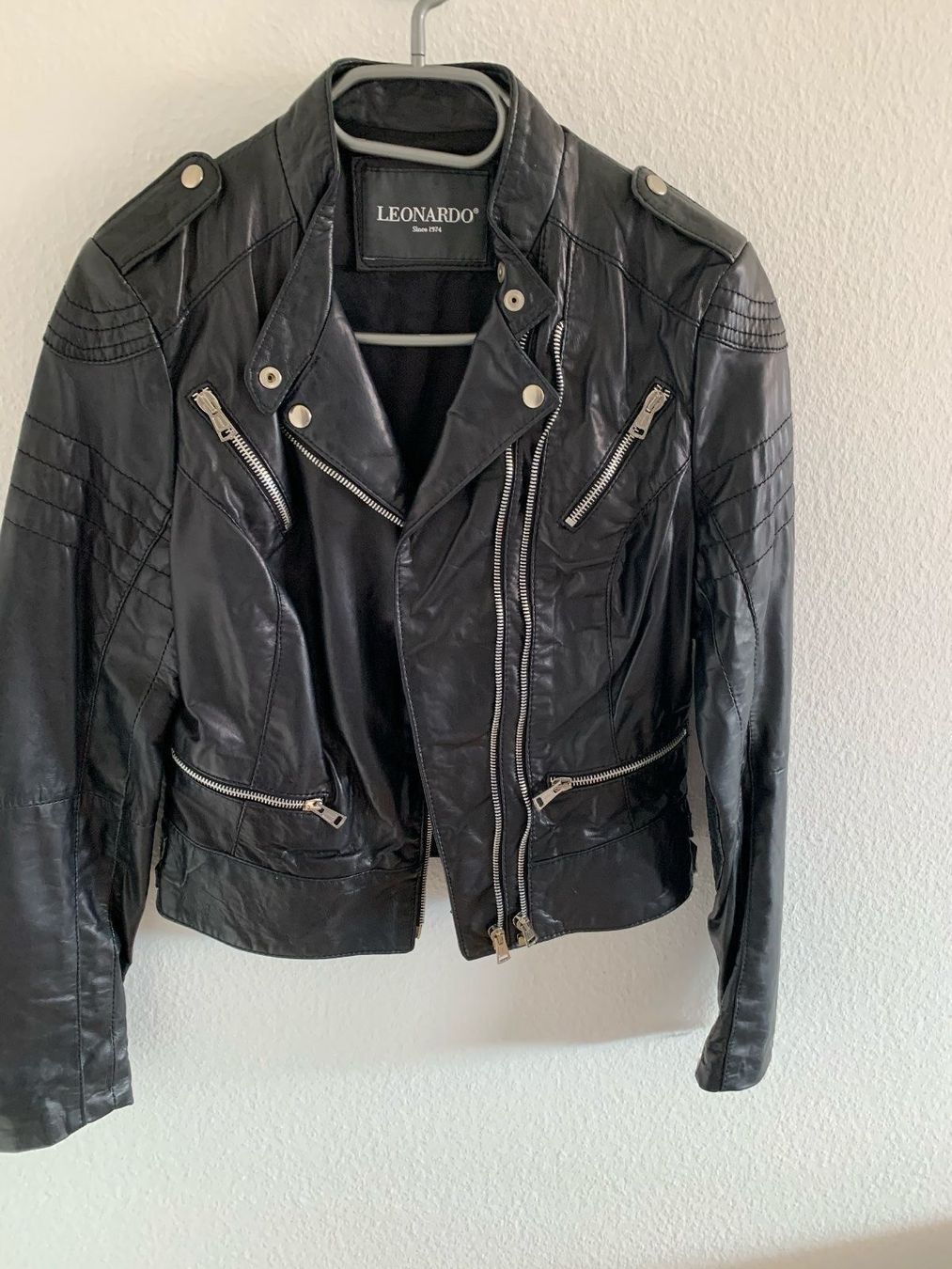 Jacken: Dunkelblaue Lederjacke Marke Leonardo – Neu (gemäss Beschreibung) aus Erlenbach ZH von OD15